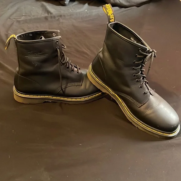 Dr. Martens | Shoes | Mens Dr Martens With Air Cushion Soles  display picture 2